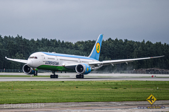 Boeing 787-8 Dreamliner